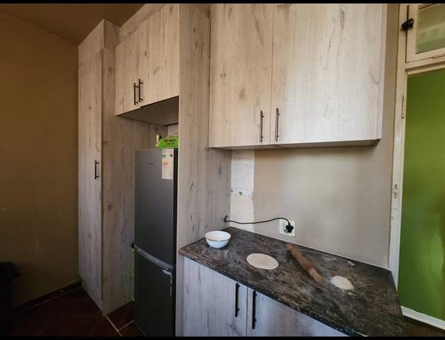 2 BEDROOM APARTMENT FOR SALE IN RANDFONTEIN CENTRAL